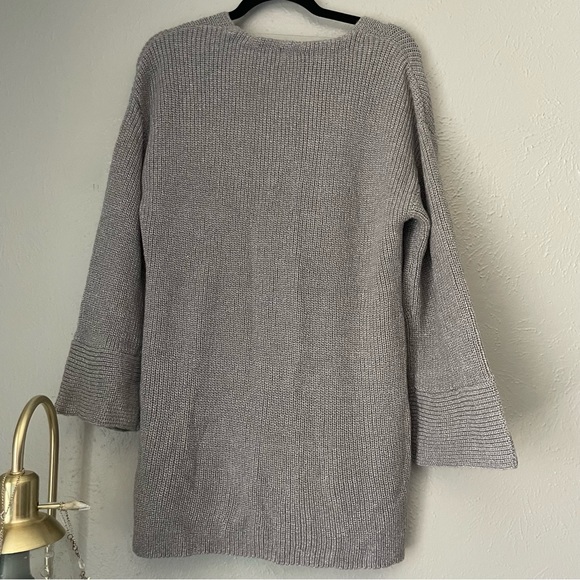 Calvin Klein Silver Sweater - Picture 3 of 9